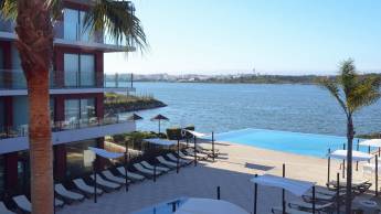 Hotel Agua Riverside