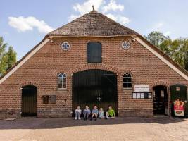 Charmecamping & Appartementen De Regge-Vallei