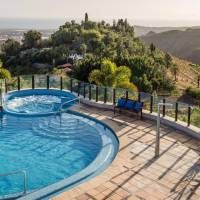 Casa Leon Royal Retreat