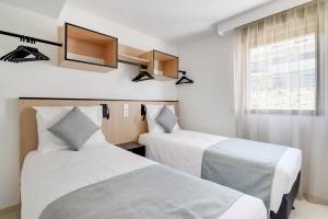 New deluxe suite for 8 people with 3 bedrooms