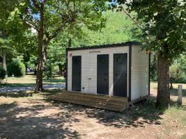 RCN Val de Cantobre | Kampeerplaats met privé sanitair comfort