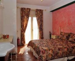 Stalakton Country Maisonettes