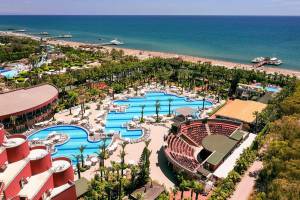 Delphin Palace