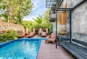 Lot 33 Boutique Hotel