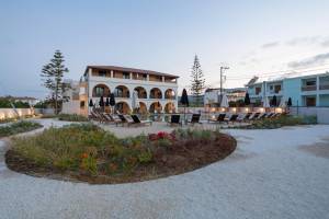 Serenity Luxury Boutique Hotel Agrilia