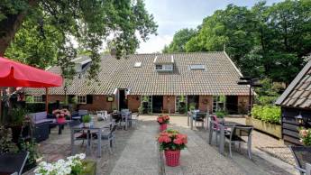 Boutique Hotel en Boerderij restaurant De Gloepe
