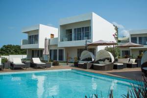 Nungwi Dreams by Mantis