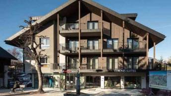 Corones Suites