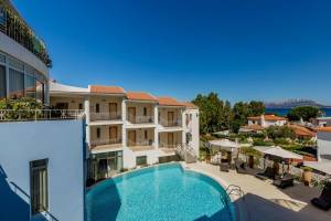 The Pelican Beach Resort en Spa