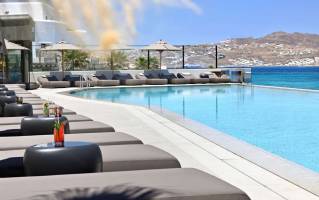 Aeonic Suites & Spa