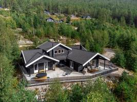 Verhøf Hytte | 9p | With Sauna & Hot Tub