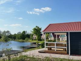 Vakantiechalet Lemmer met sportvelden