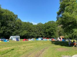 Campingplatz im Dourn, Okzitanien
