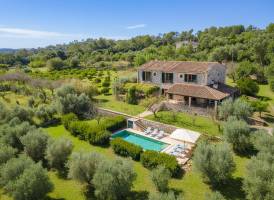 Can Llobera D'ullaró