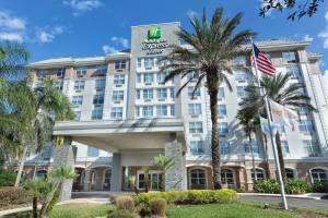 Holiday Inn Lake Buena Vista