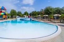 Club del Sole Stork Family Collection