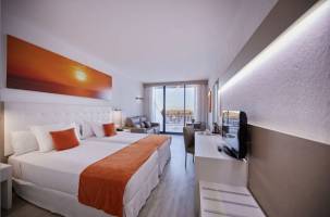 Sandos Papagayo Hotel