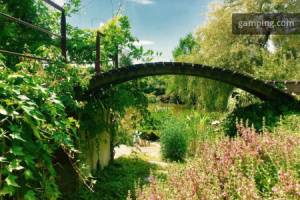 Einzigartiger und ungewöhnlicher Öko-Ort Saint Jardin, St-Rémy-l