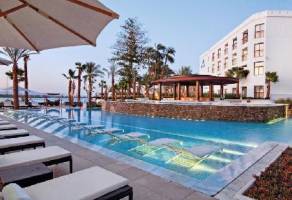 Hilton Luxor Resort and Spa