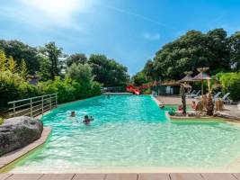 Flower Camping Le Martinet Rouge