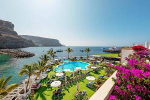 LIVVO Puerto de Mogan