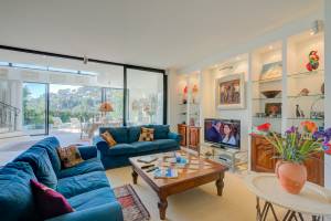 Semiramis at Villa Laurie