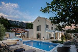 Nature Villa Frangipane with Pool