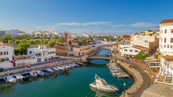 Apartementos Galdana Gardens