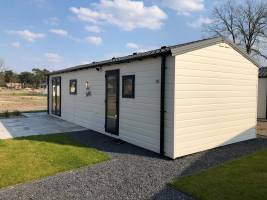 6 persoons chalet op park aan meer