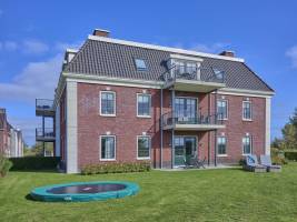 SeaLuxe Residence 27C