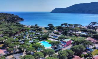 Camping Lacona Pineta