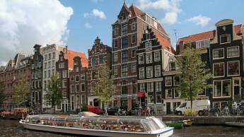EasyHotel Amsterdam Boulevard