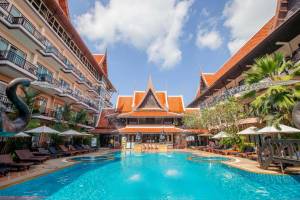 Nipa Resort
