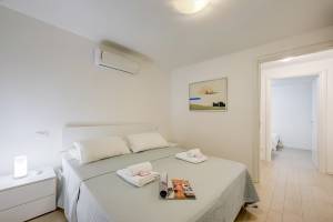 Casa Bougainville Shared Pool & LakeView