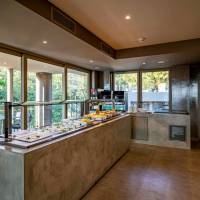 White Olive Premium Lindos