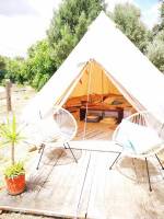 Wunderbar ruhiges Campen zwischen den Olivenbäumen!