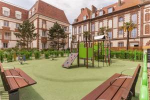 Presqu'Ile de la Touques 3p6 Vue harbour