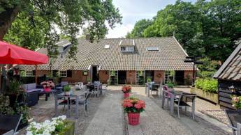 Boutique Hotel en Boerderij restaurant De Gloepe