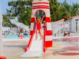 Flower Camping L'Escale du Perthuis