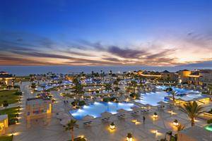 Pickalbatros White Beach Resort