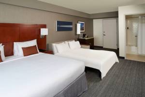 Courtyard by Marriott Los Angeles LAX/Century Boulevard