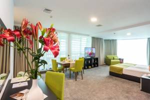 Earth and People Hotel&Spa