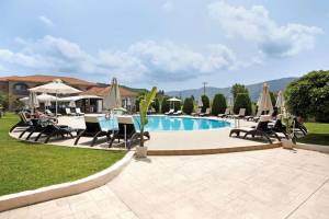 Castello Suites & Eleni's Garden