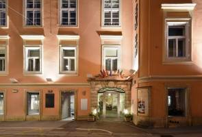 Boutique Hotel Dom - Rooms&Suites
