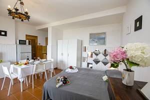 Tremosine Wonderful Lake View 1