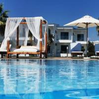 Hotel Kamari Plus