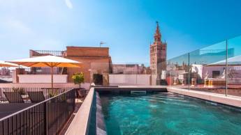 Casa Alhaja by Shiadu