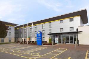 Days Inn by Wyndham Leicester