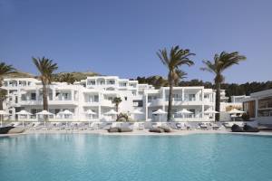 Dimitra Beach Hotel&Suites