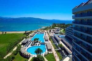 Venosa Beach Resort & Spa